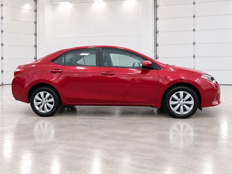 Toyota Corolla LE 2015