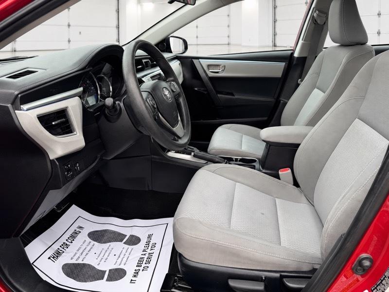 Toyota Corolla LE 2015