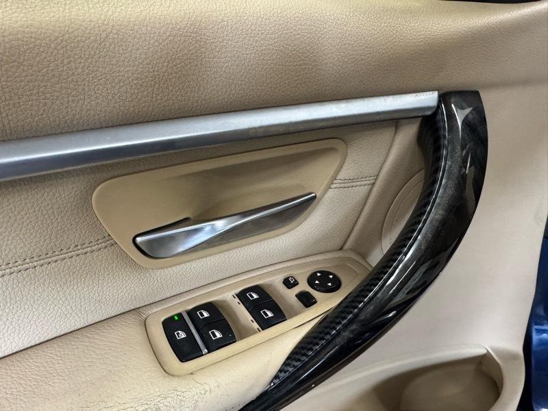 BMW 3-Series 328i xDrive Sedan 2016