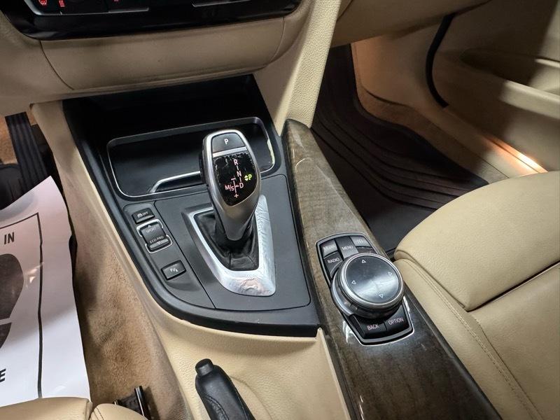 BMW 3-Series 328i xDrive Sedan 2016