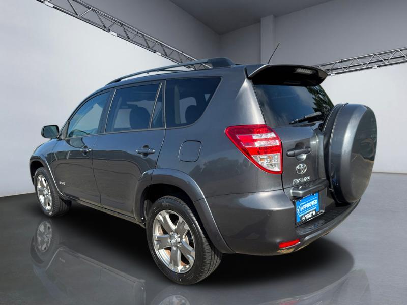 Toyota RAV4 Sport I4 2WD 2011