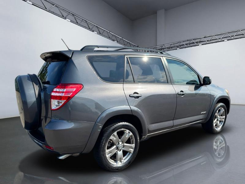 Toyota RAV4 Sport I4 2WD 2011