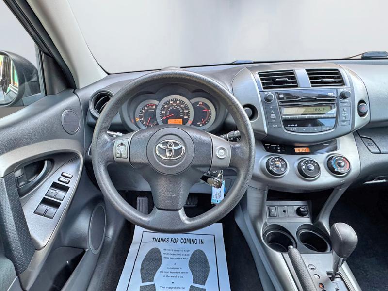 Toyota RAV4 Sport I4 2WD 2011