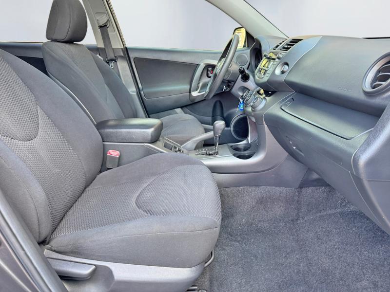 Toyota RAV4 Sport I4 2WD 2011