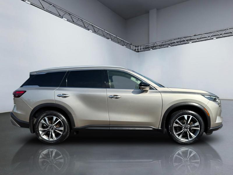 Infiniti QX60 LUXE AWD 2022