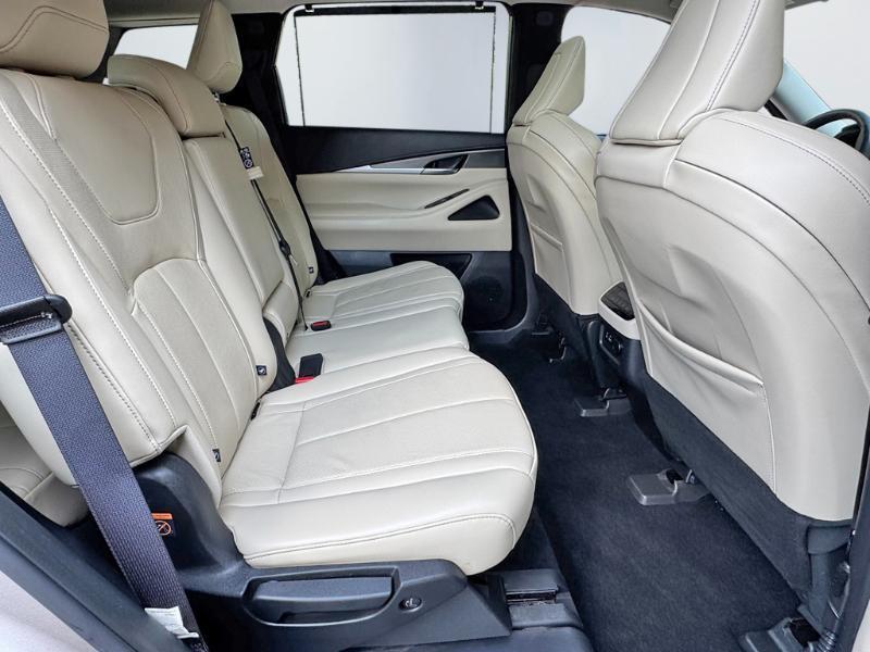 Infiniti QX60 LUXE AWD 2022