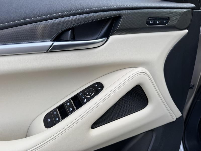 Infiniti QX60 LUXE AWD 2022