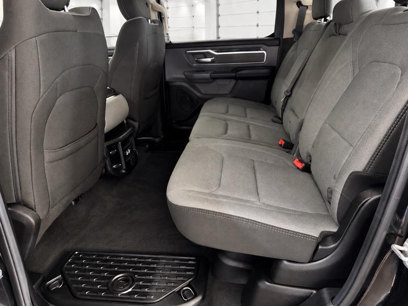 RAM 1500 Big Horn Crew Cab SWB 4WD 2019