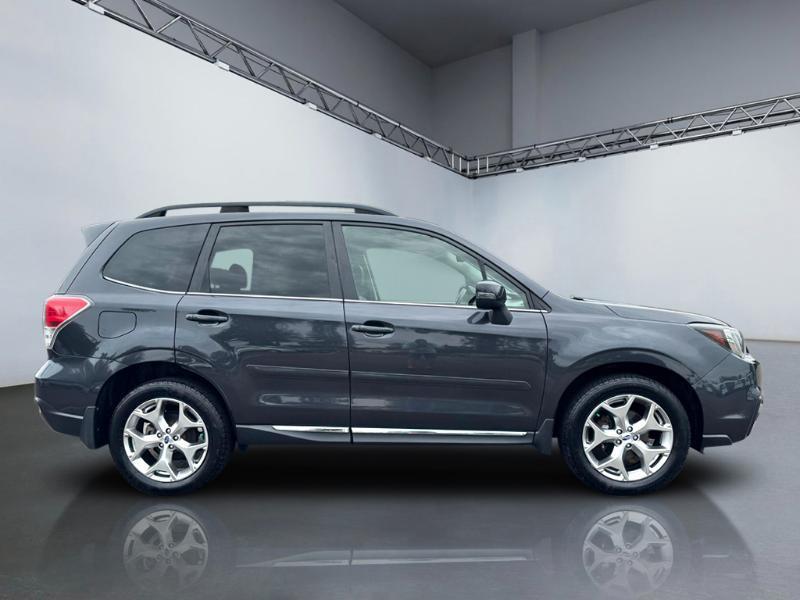 Subaru Forester 2.5i Touring 2017