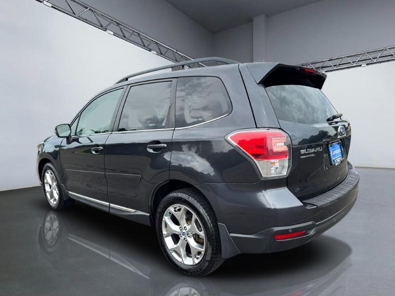 Subaru Forester 2.5i Touring 2017
