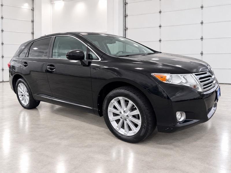 Toyota Venza LE AWD (Natl) 2010