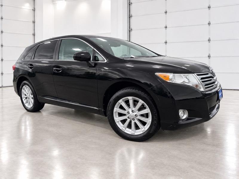 Toyota Venza LE AWD (Natl) 2010