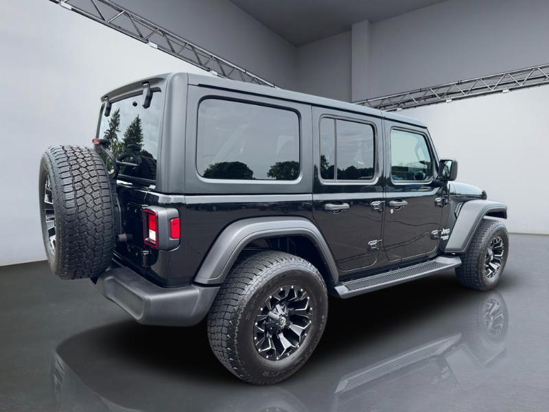 Jeep Wrangler Unlimited Sport 2018