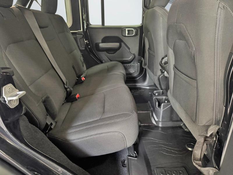Jeep Wrangler Unlimited Sport 2018