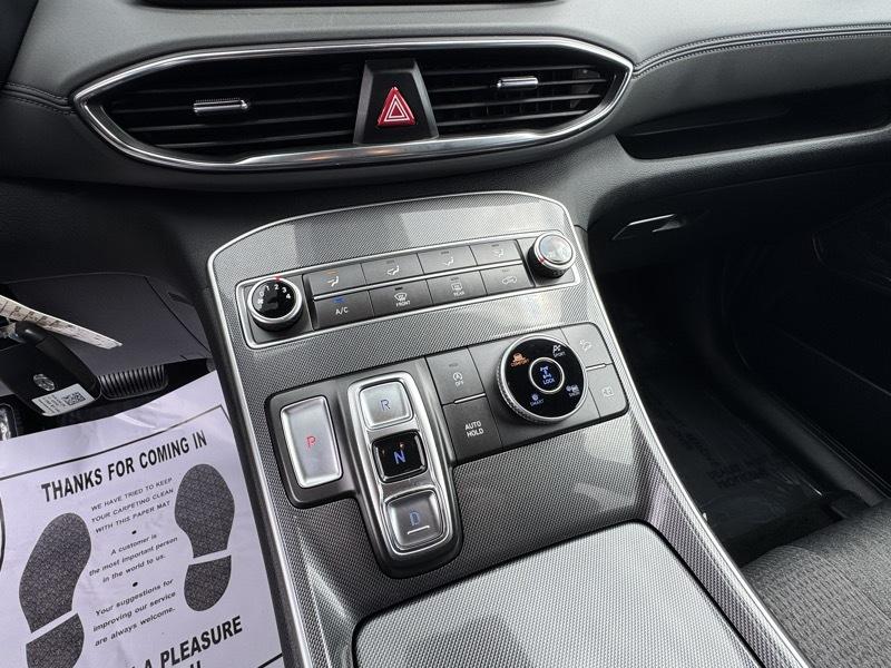 Hyundai Santa Fe SE AWD 2023