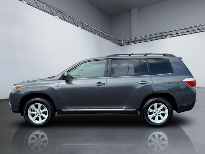 Toyota Highlander SE 2013