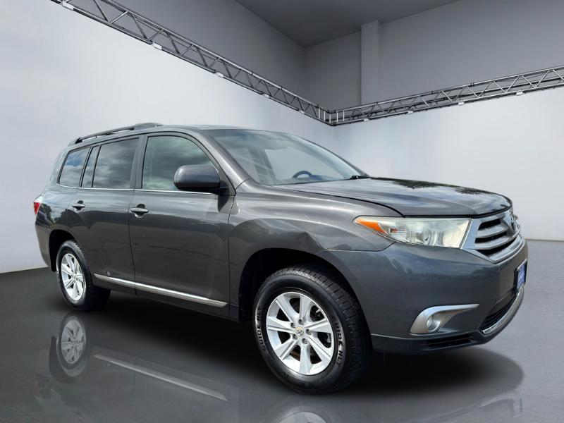 Toyota Highlander SE 2013