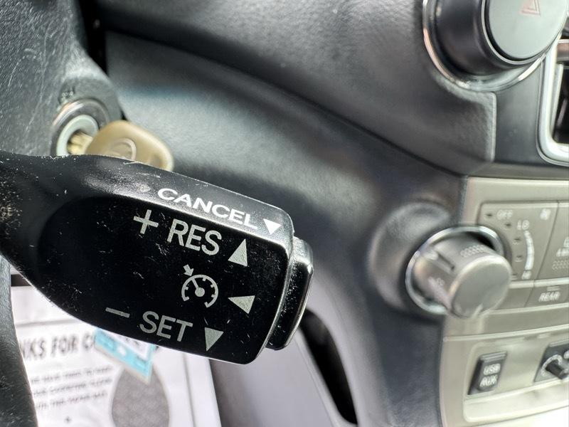 Toyota Highlander SE 2013