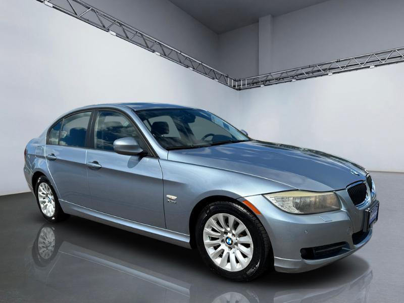 BMW 3-Series 328xi 2009