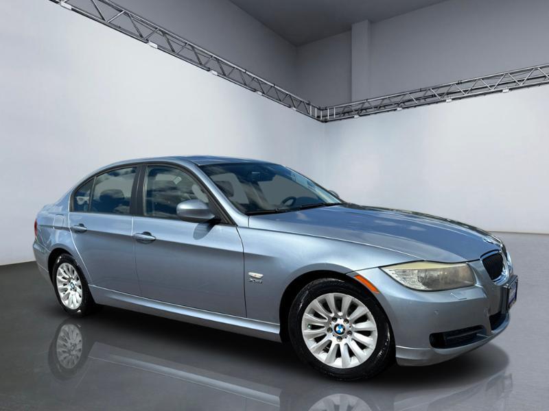 BMW 3-Series 328xi 2009