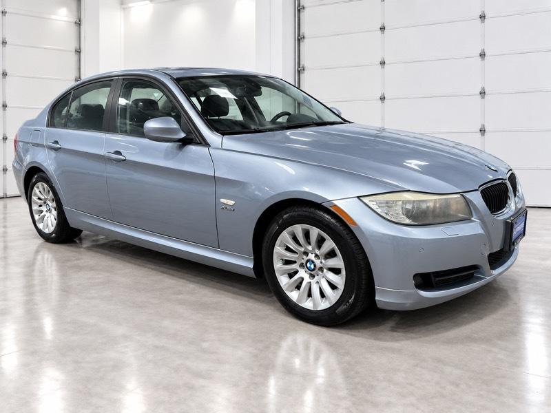 BMW 3-Series 328xi 2009