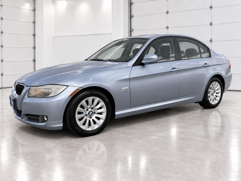 BMW 3-Series 328xi 2009