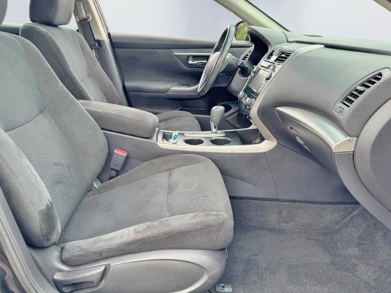 Nissan Altima 2.5 SV 2015