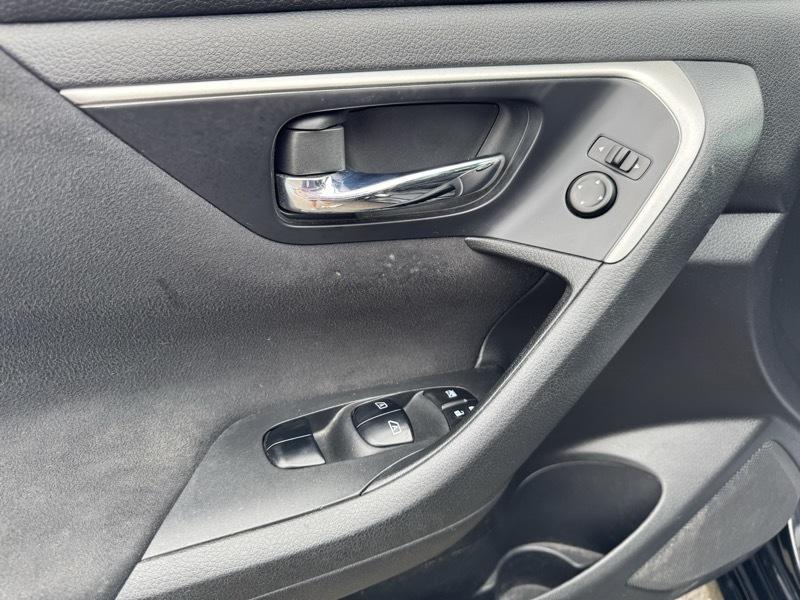 Nissan Altima 2.5 SV 2015