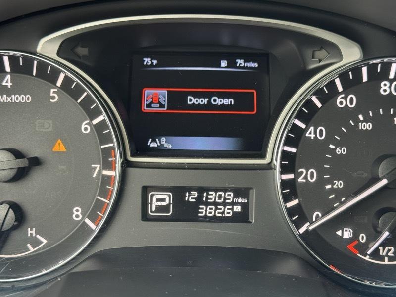 Nissan Altima 2.5 SV 2015
