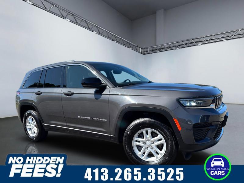 2023 Jeep Grand Cherokee Laredo 4WD