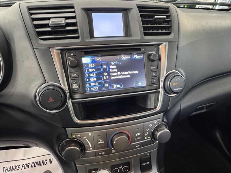 Toyota Highlander  2013