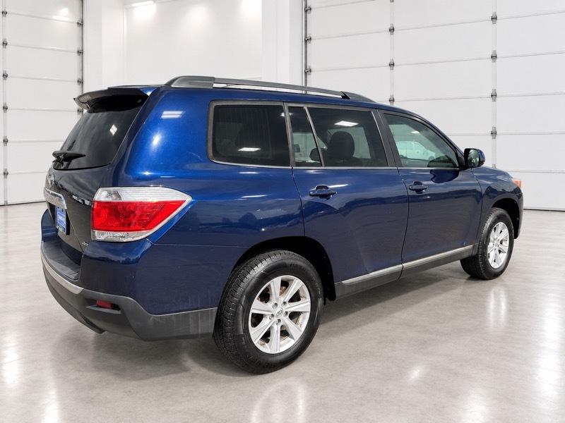 Toyota Highlander  2013