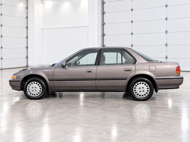Honda Accord LX sedan 1992