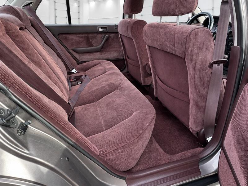 Honda Accord LX sedan 1992