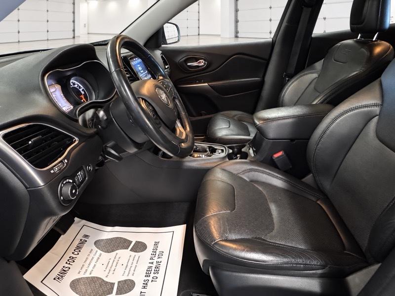 Jeep Cherokee Limited 4WD 2020