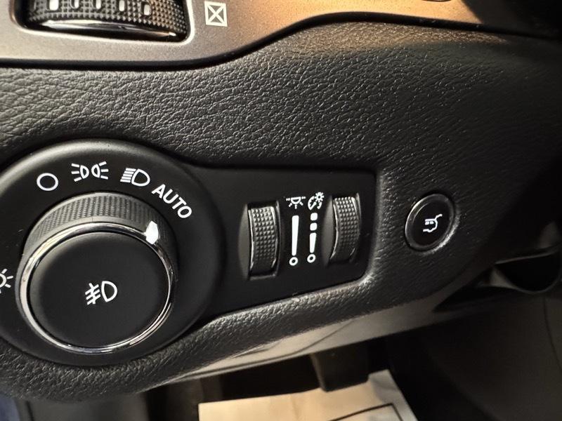 Jeep Cherokee Limited 4WD 2020