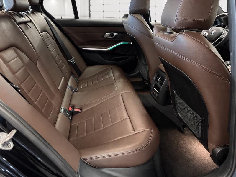 BMW 3-Series 330i xDrive 2020