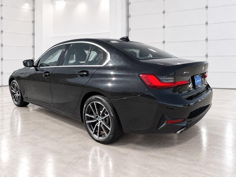 BMW 3-Series 330i xDrive 2020