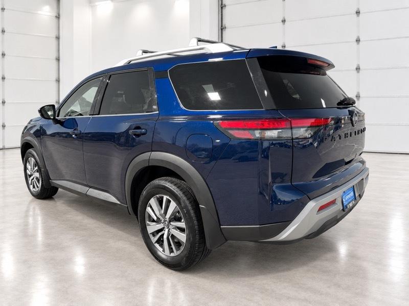 Nissan Pathfinder SL 4WD 2023
