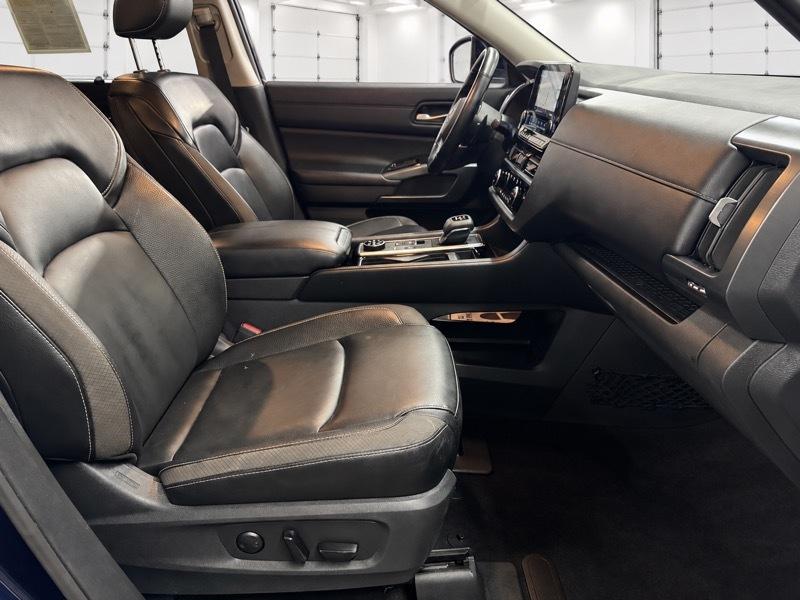 Nissan Pathfinder SL 4WD 2023