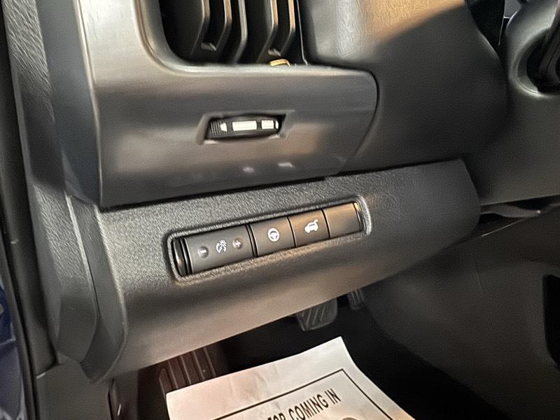 Nissan Pathfinder SL 4WD 2023