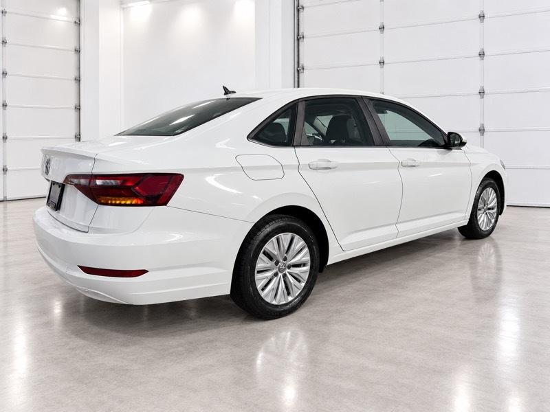 Volkswagen Jetta 1.4T S 6M 2019