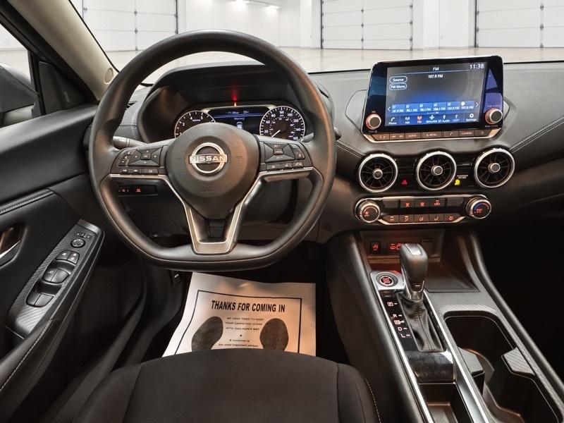 Nissan Sentra SV 2024