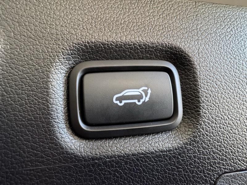 Hyundai Santa Fe SEL AWD 2023