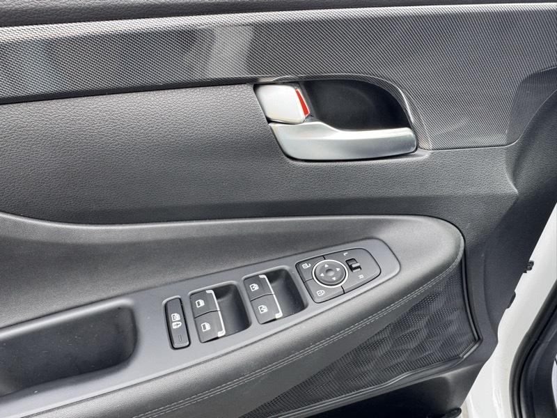 Hyundai Santa Fe SEL AWD 2023
