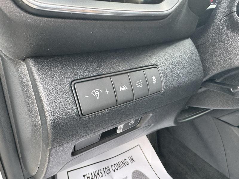 Hyundai Santa Fe SEL AWD 2023