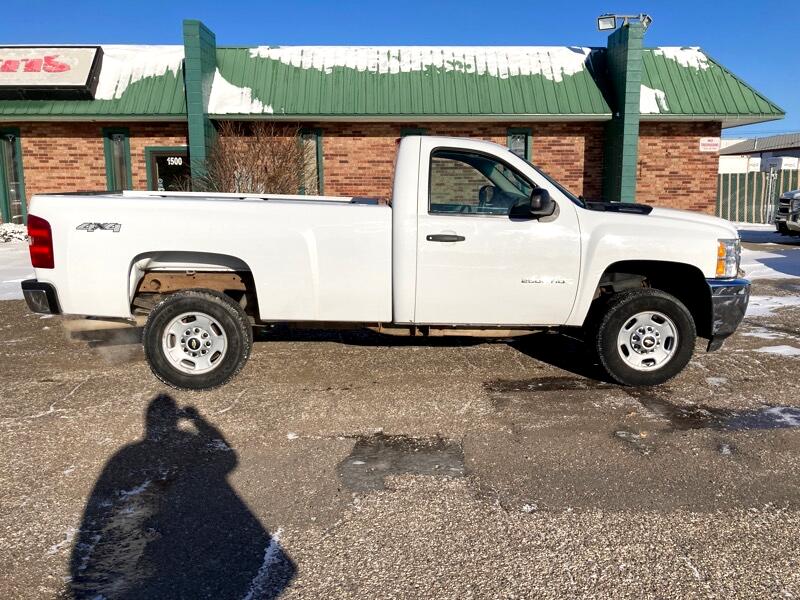 Chevrolet Silverado 2500HD 4WD Reg Cab 142" Work Truck 2013