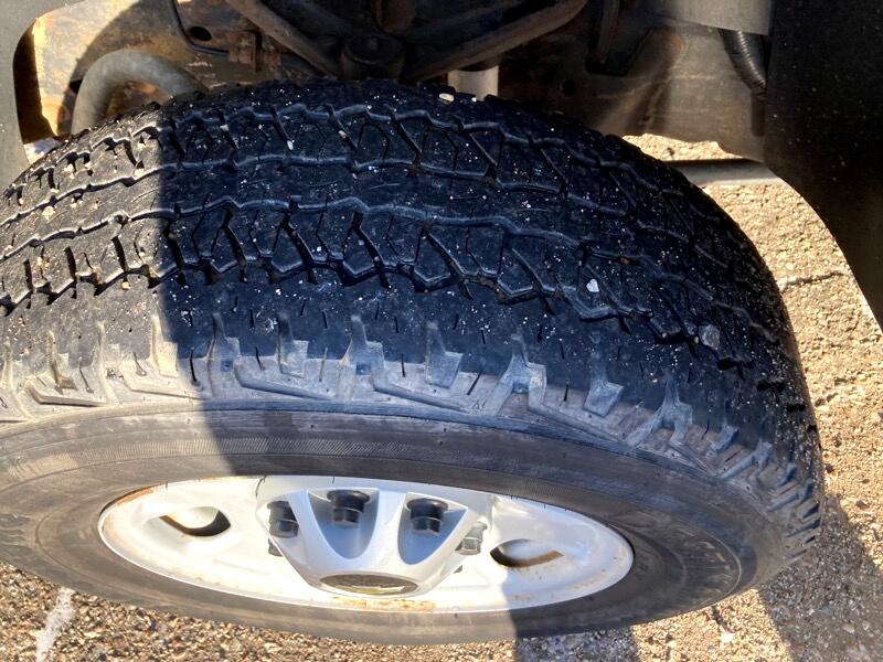 Chevrolet Silverado 2500HD 4WD Reg Cab 142" Work Truck 2013