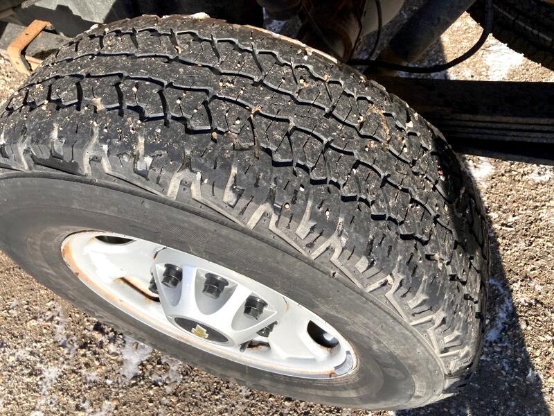 Chevrolet Silverado 2500HD 4WD Reg Cab 142" Work Truck 2013