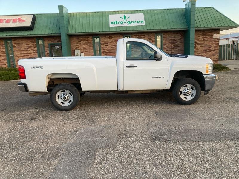 Chevrolet Silverado 2500HD 4WD Reg Cab 142" Work Truck 2013